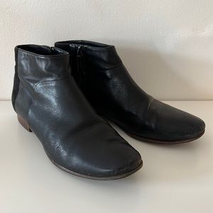 Cole Haan Allen Bootie ankle boot Black — 7.5